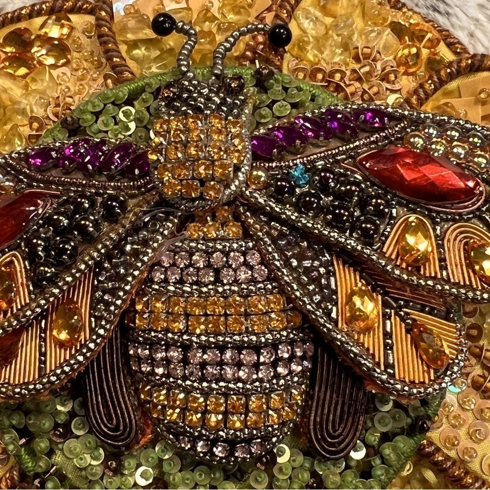 Mary Francis Bee Happy Beaded Crystal Jeweled Bumblebee Bag - Picture 9 of 16